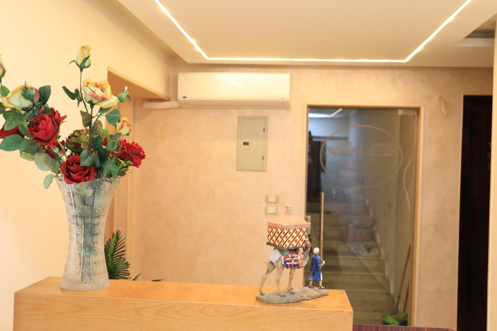 Pyramids Heart Hotel Kafret el-Gabal Exterior foto