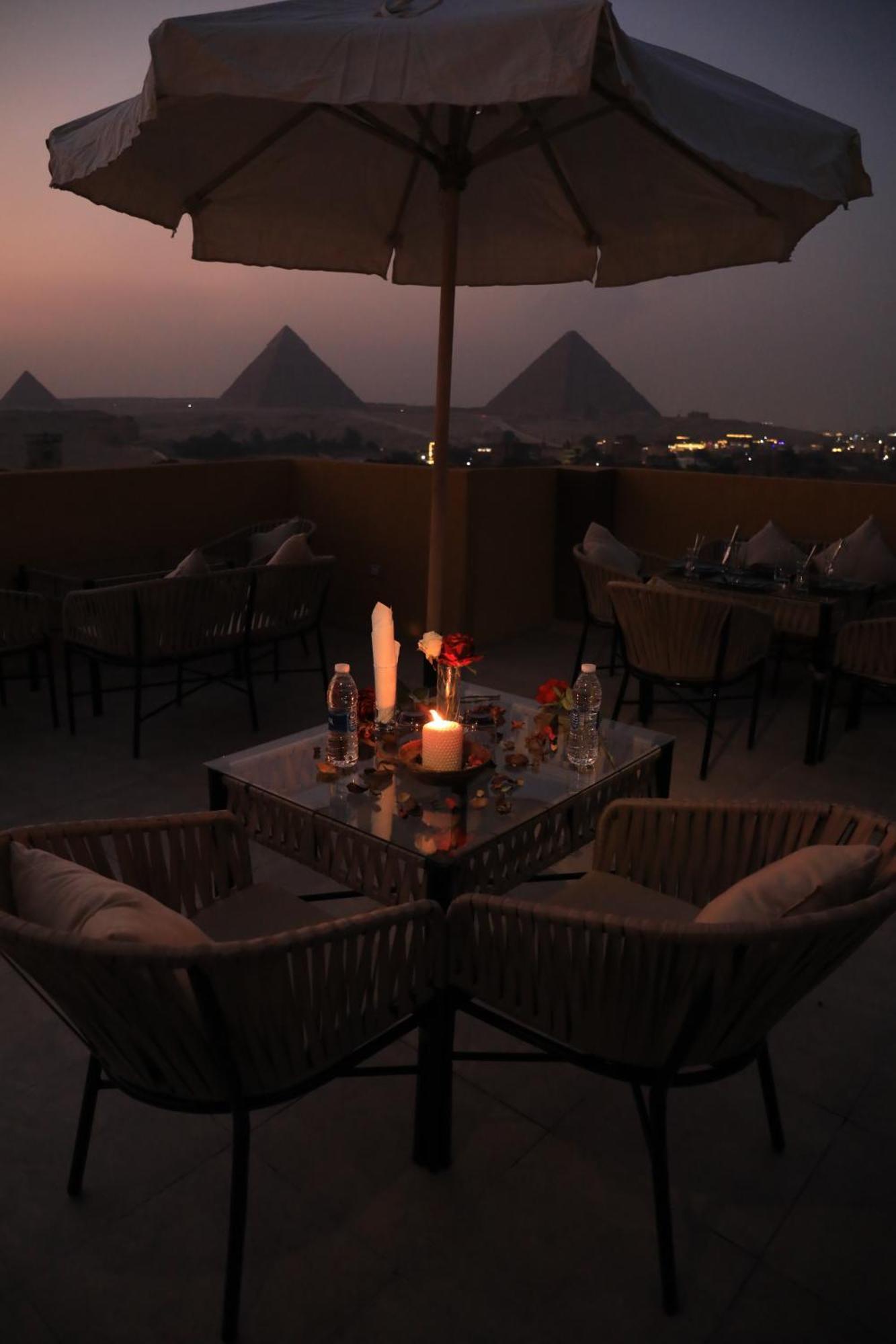 Pyramids Heart Hotel Kafret el-Gabal Exterior foto