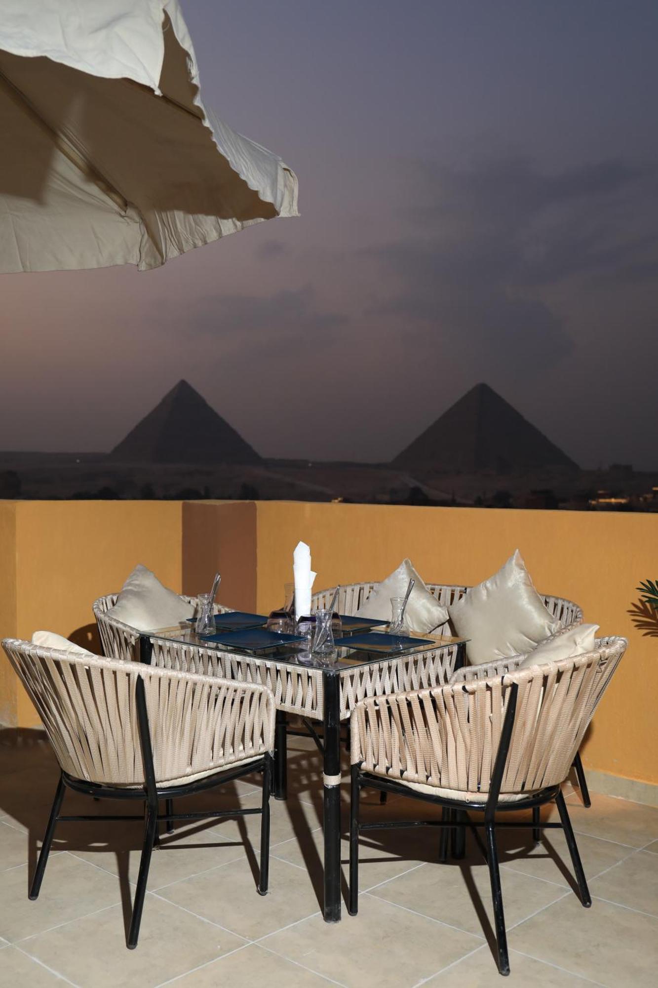 Pyramids Heart Hotel Kafret el-Gabal Exterior foto