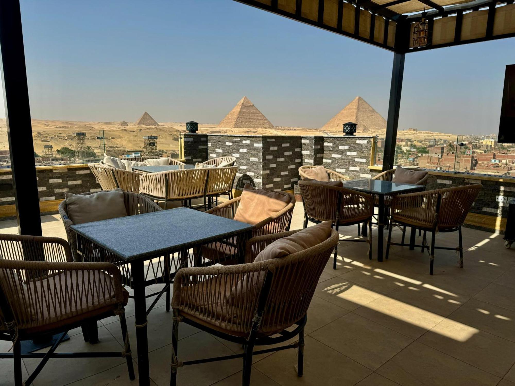 Pyramids Heart Hotel Kafret el-Gabal Exterior foto